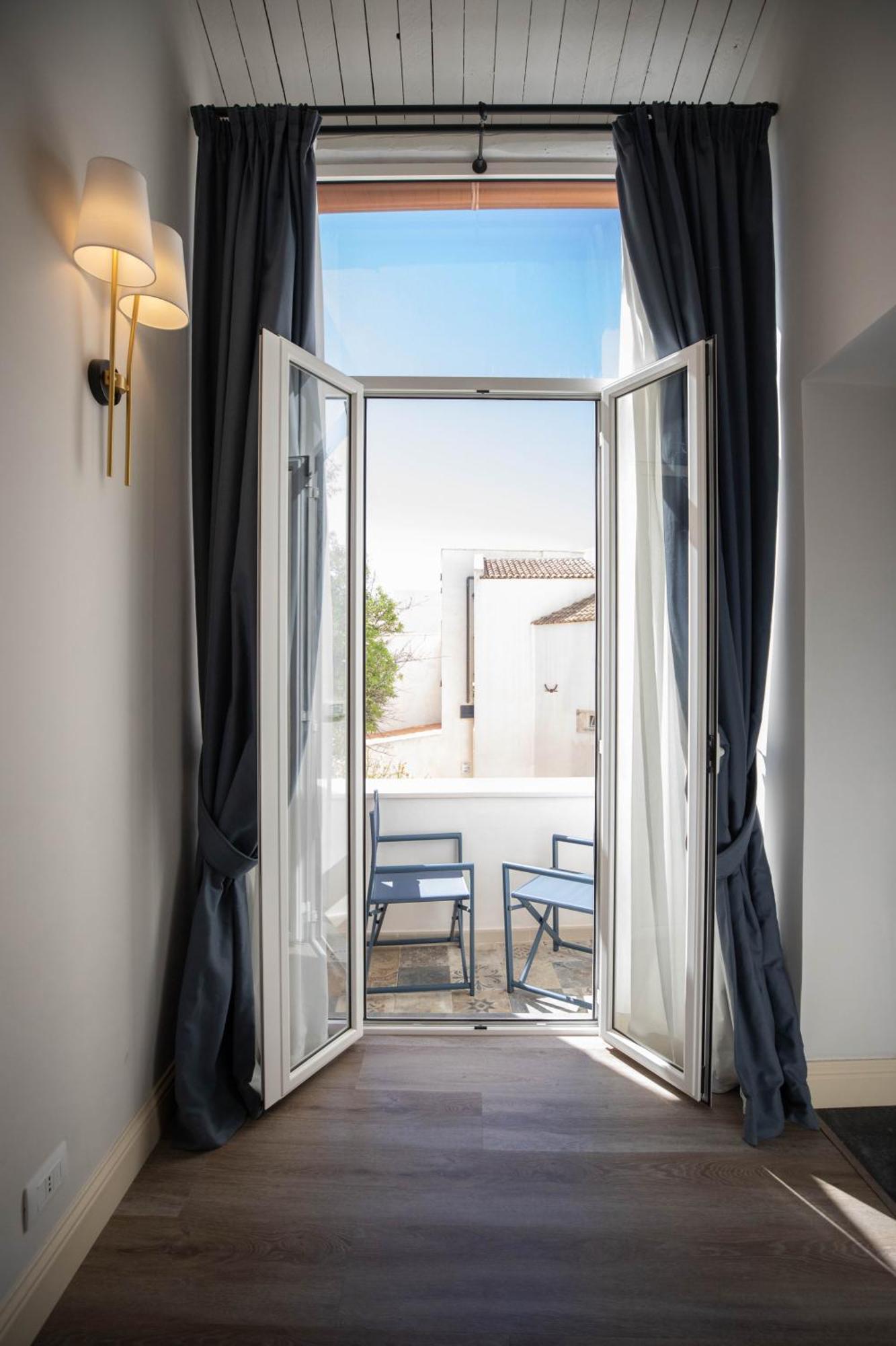 Lanterne Magiche Ortigia Suites Сиракузы Экстерьер фото